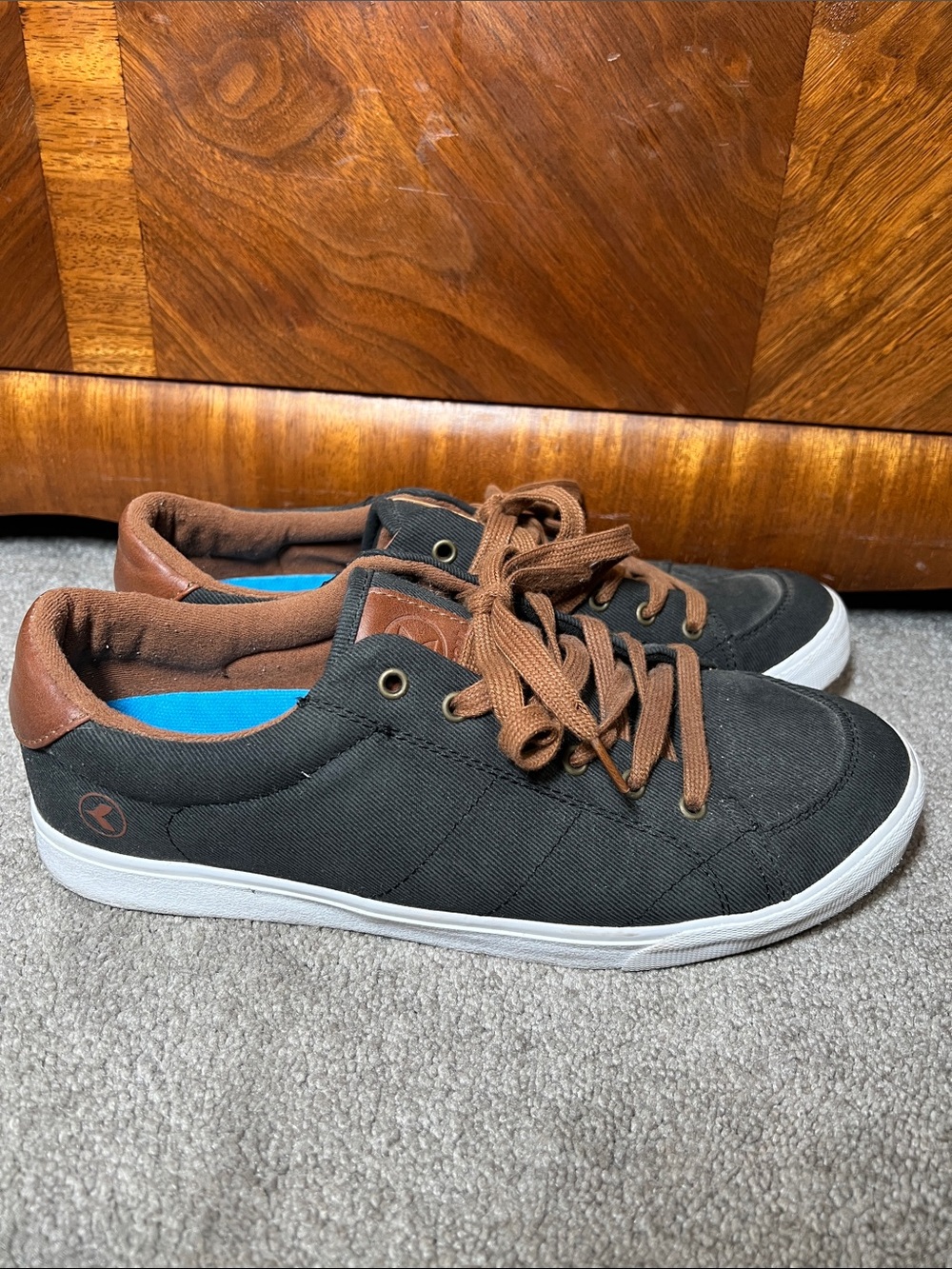 Kustom Mens Travelite Sneakers Shoes Low Top Lace Up size 10